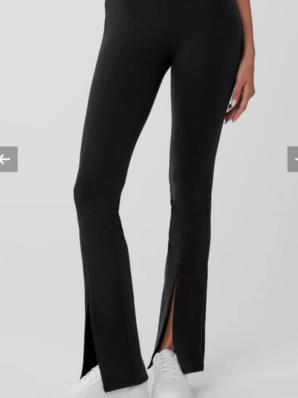 Alo Yoga Airbrush High-Waist
Flutter Black Split Hem Leggings Size Medium